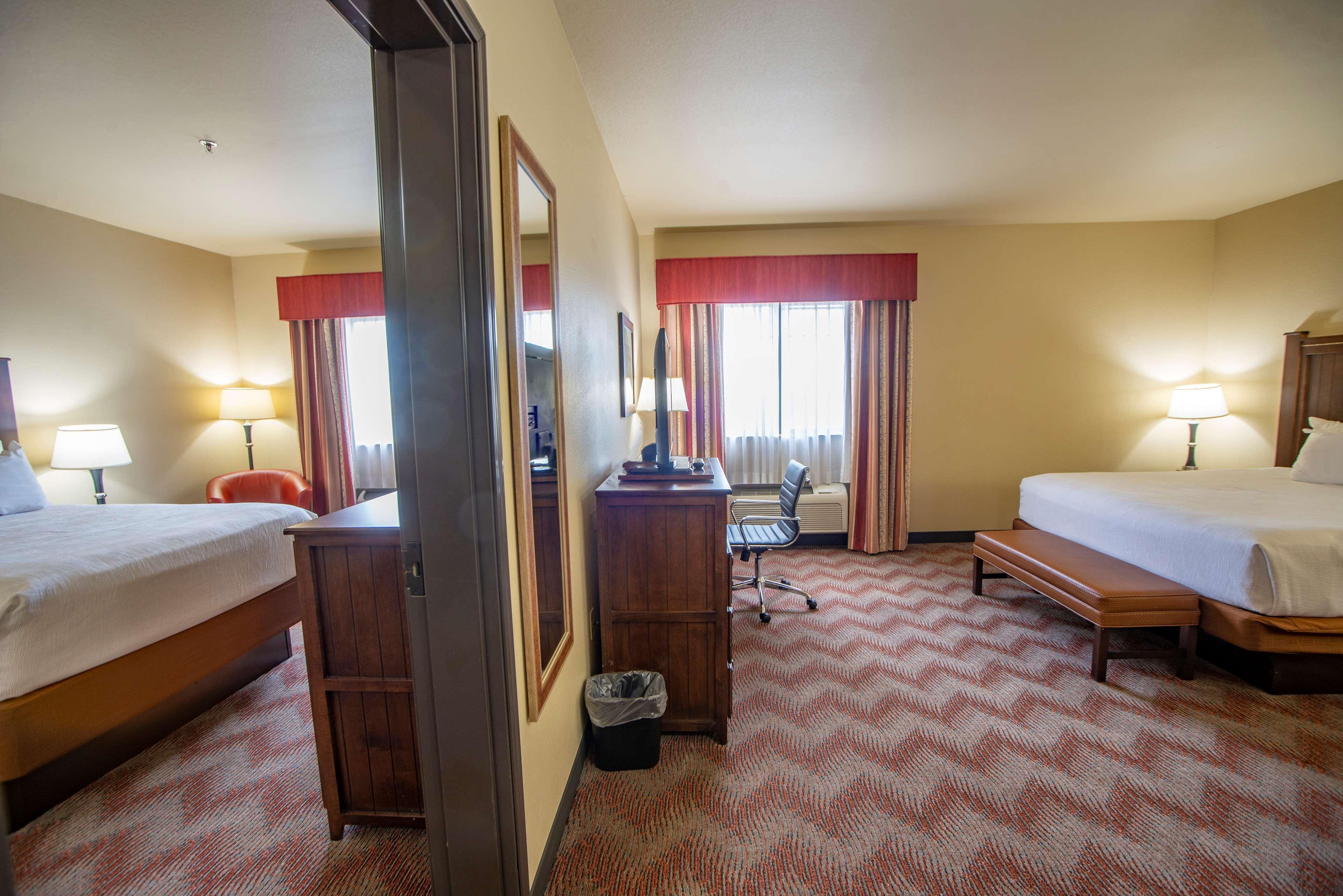 Best Western Plus Cimarron Hotel & Suites Stillwater Esterno foto