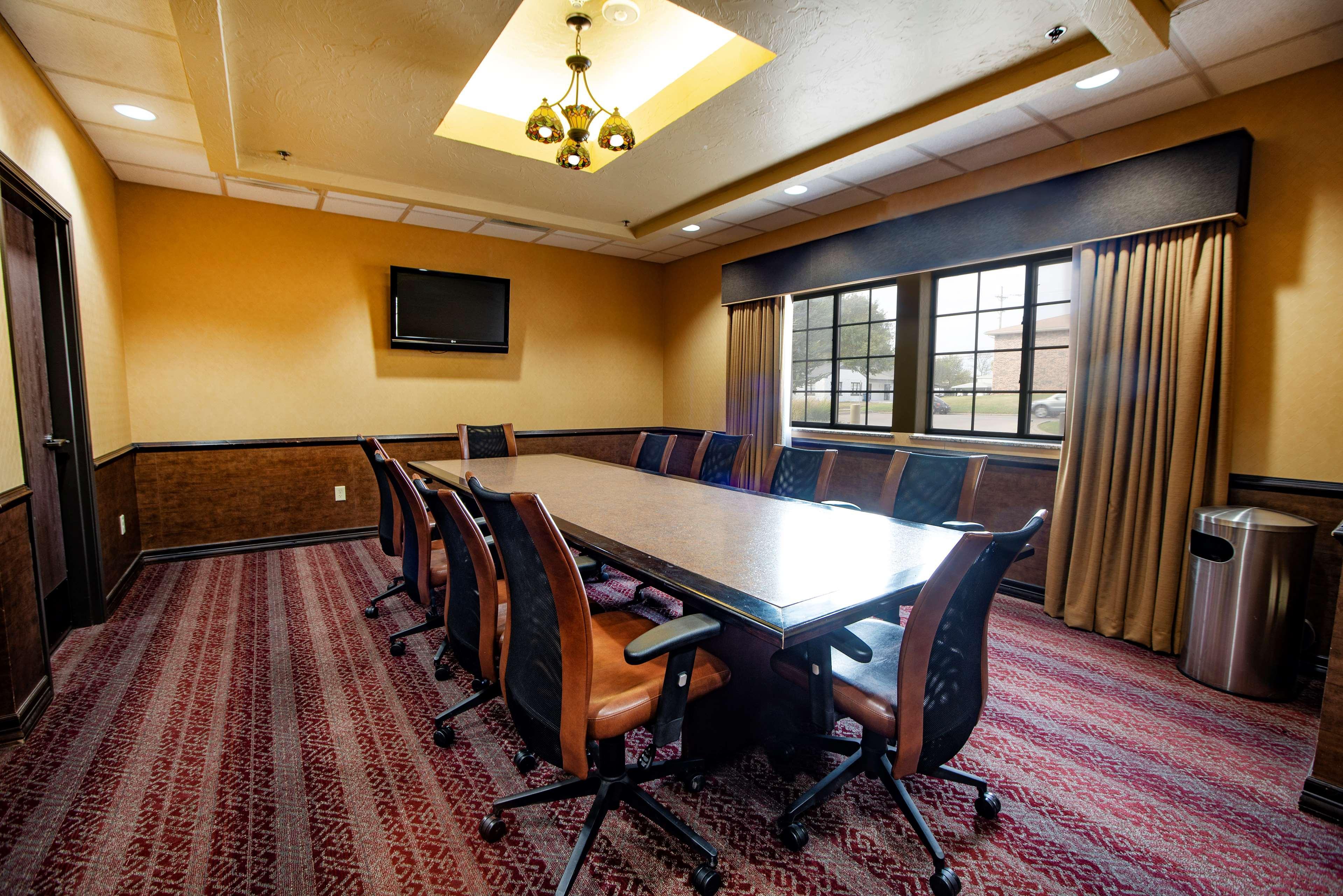 Best Western Plus Cimarron Hotel & Suites Stillwater Esterno foto