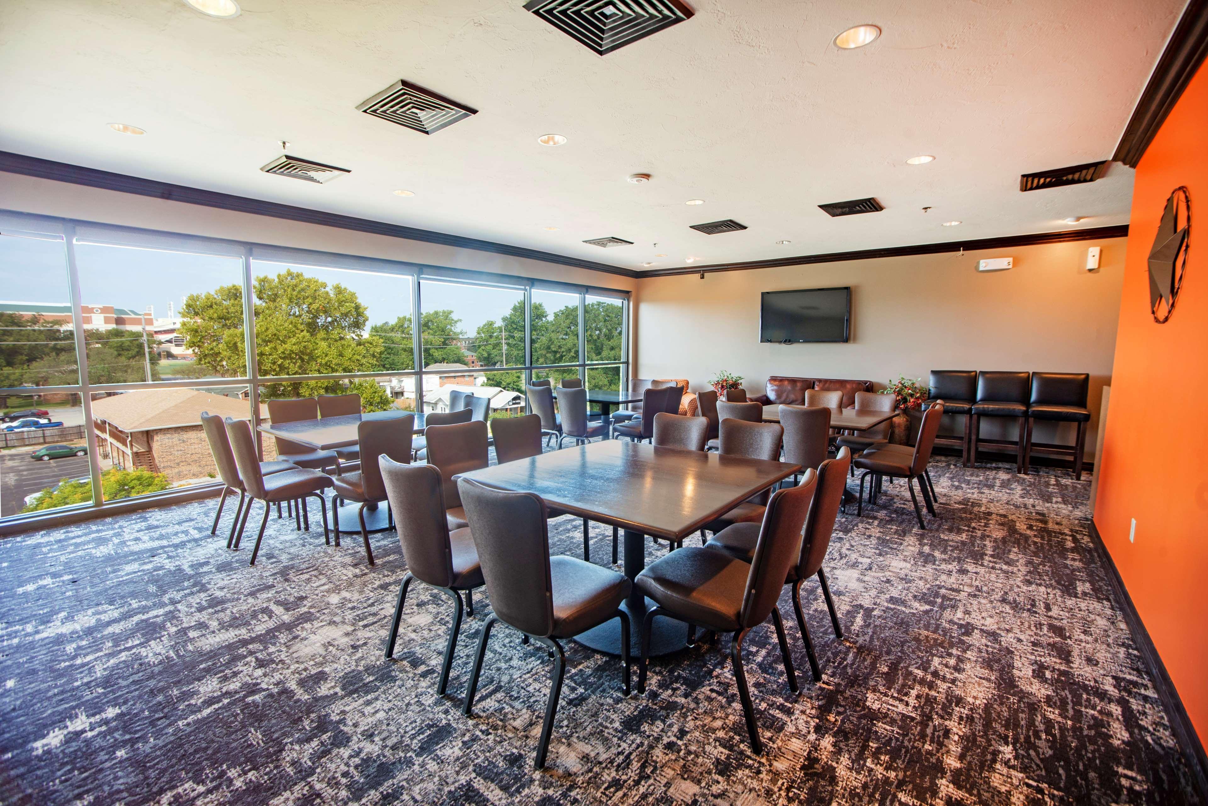 Best Western Plus Cimarron Hotel & Suites Stillwater Esterno foto